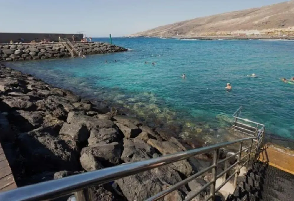 Piso Nuevo En El Puertito De Gueimar Al Lado Del Mar Realizamos Servicio De Excursiones Con Guia 0*, Puertito de Guimar