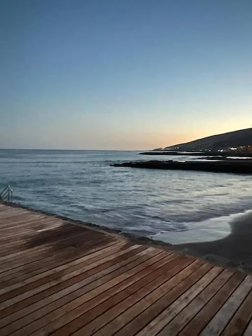 Apartamento Piso Nuevo En El Puertito De Gueimar Al Lado Del Mar Realizamos Servicio De Excursiones Con Guia Puertito de Guimar